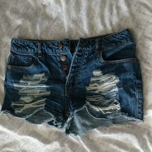 Ripped jeans shorts